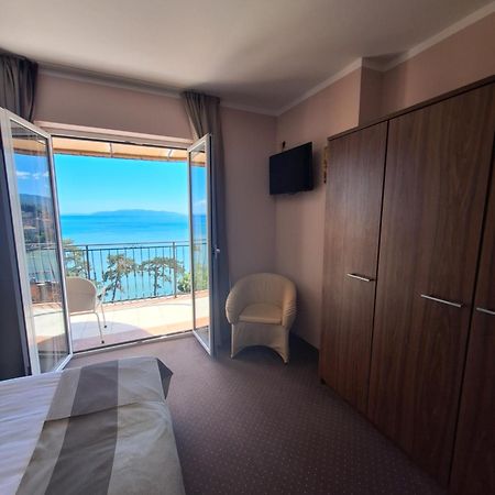 Villa Volosko With Private Parking And Breakfast,Seaview Exteriör bild