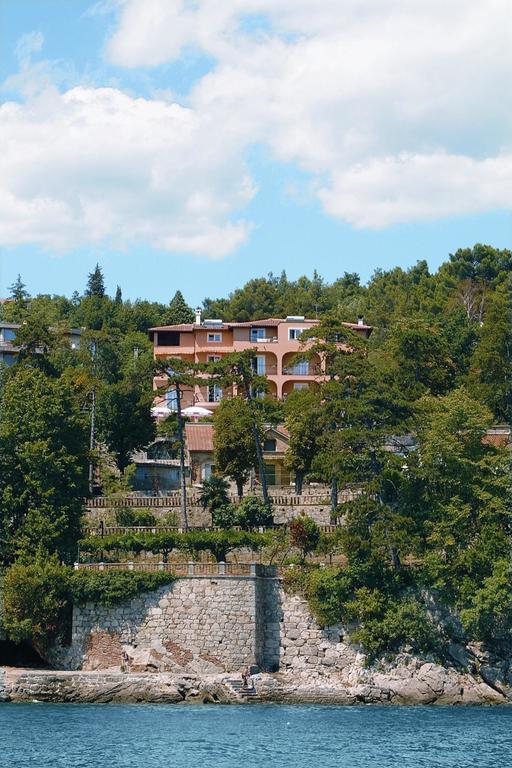 Villa Volosko With Private Parking And Breakfast,Seaview Exteriör bild